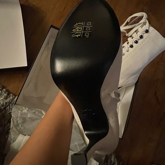 DSQUARED White Lace-Up Heeled Boots - Picture 4 of 13